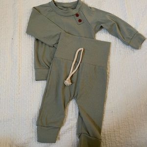 NWOT Atara&co cozy ribbed set
